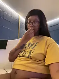 KLoveeee webcam model stream image