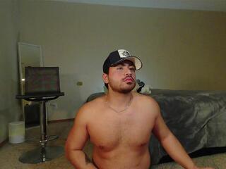 Luke Hardy webcam model stream image