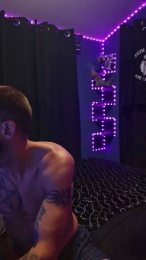 KingCole2390 webcam model stream image