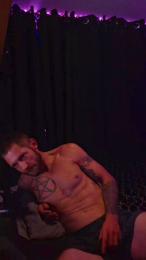 KingCole2390 webcam model stream image