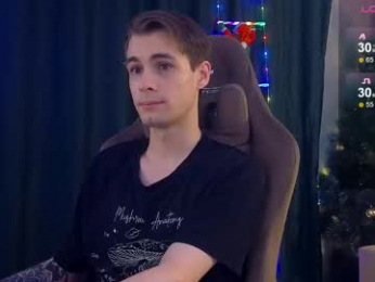 debugmee webcam model stream image