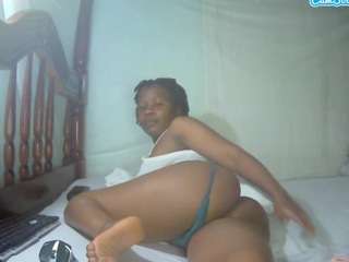 queenloovee webcam model stream image