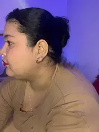 litleredsecret webcam model stream image