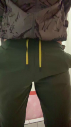 Laoquedad webcam cam4 model stream image