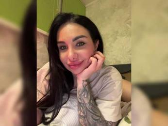 Pe4enkaa webcam bongacams model stream image