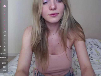 MaagilineKass webcam model stream image