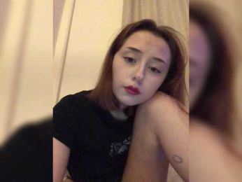 lovewomennnn webcam model stream image