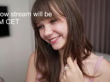 little_lolla18 webcam model stream image