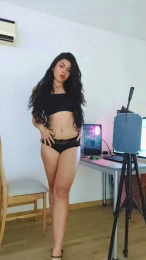 ShaniArgentina webcam model stream image
