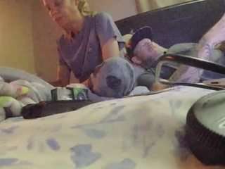 funcouple42 webcam model stream image