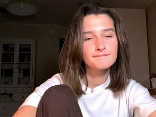 strong-magic webcam model stream image