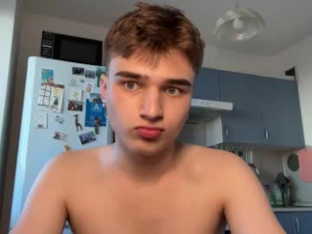 best_frendss webcam model stream image