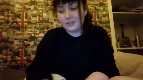 Lynylou webcam stripchat model stream image