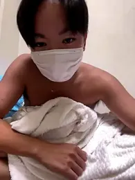 RUKI042 webcam model stream image