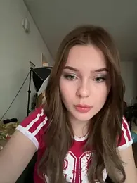 MaribelRiver webcam model stream image