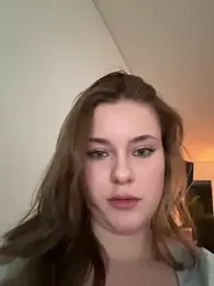 MaribelRiver webcam model stream image