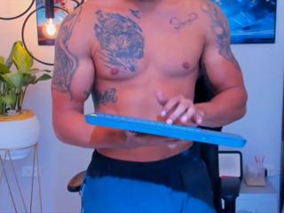 Brad Fisher webcam model stream image