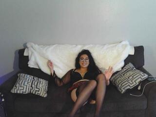 Laci Aioki webcam model stream image