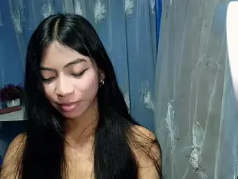 Kayra_Slut122 webcam model stream image
