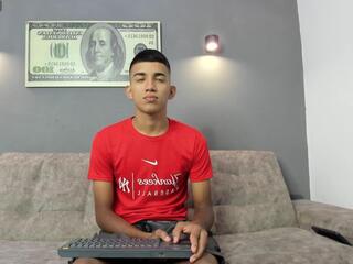 Angel Lamberth webcam flirt4free model stream image