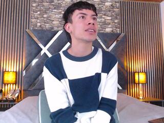 Aaron Blink webcam model stream image