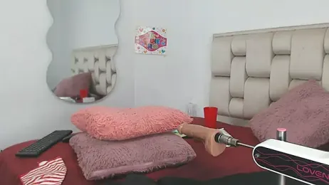 Roxy-Smith webcam model stream image