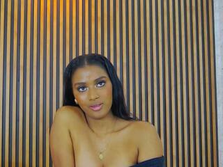 Zara Ken webcam model stream image