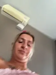 EvvaMur webcam stripchat model stream image