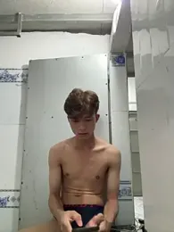 Nguyencuong1999 webcam model stream image