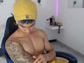 leonardprice1 webcam model stream image