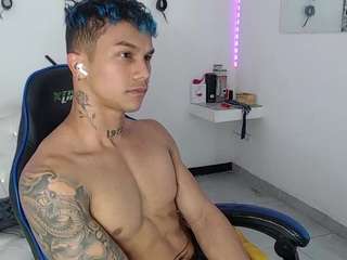 leonardprice1 webcam model stream image