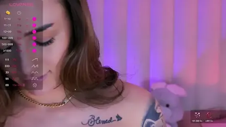 AishaSins webcam stripchat model stream image