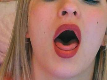 AlinaLemon webcam bongacams model stream image