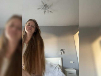 Luxukisska webcam model stream image