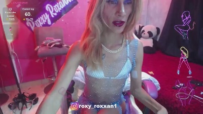 Roxy_Roxxan1 webcam model stream image