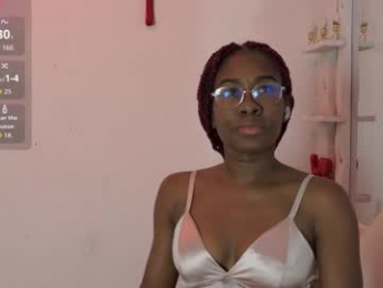 mila_n_max webcam model stream image