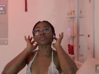 mila_n_max webcam chaturbate model stream image