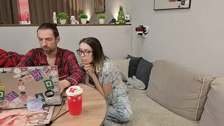 VerhinizCouple webcam model stream image
