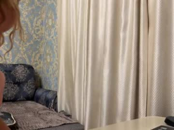 fantasy_moonlight webcam model stream image