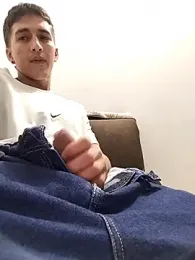 Carlos11123 webcam model stream image