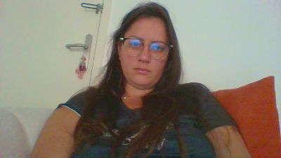 Lauracamc webcam model stream image