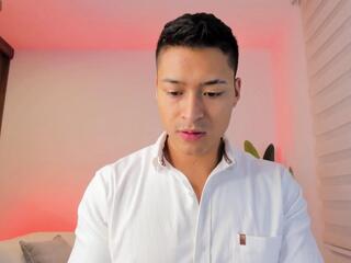 Will Hernandez webcam model stream image