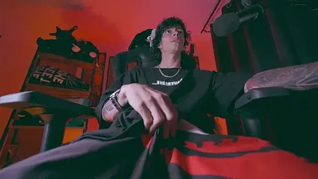 Olliver___y webcam model stream image