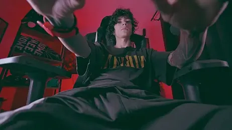 Olliver___y webcam model stream image