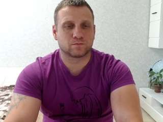 b-l-o-n-d webcam model stream image