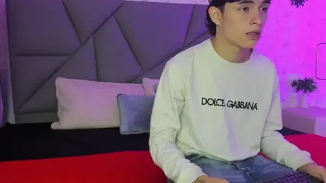 meganandtylerr19 webcam stripchat model stream image