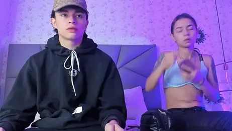 meganandtylerr19 webcam model stream image