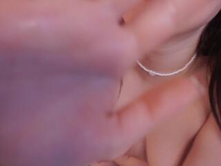 Thea Drewett webcam model stream image