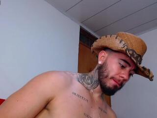 Tommy Blessd webcam model stream image