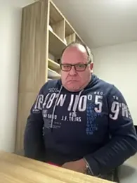 coupleLatinaLovers webcam model stream image